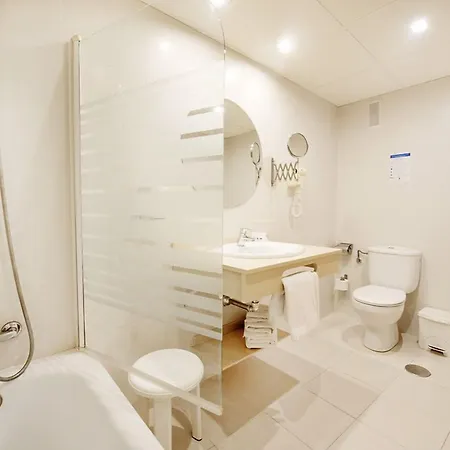 فندق Montemar 3*