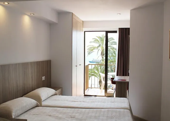 Montemar 3* بينايدورم
