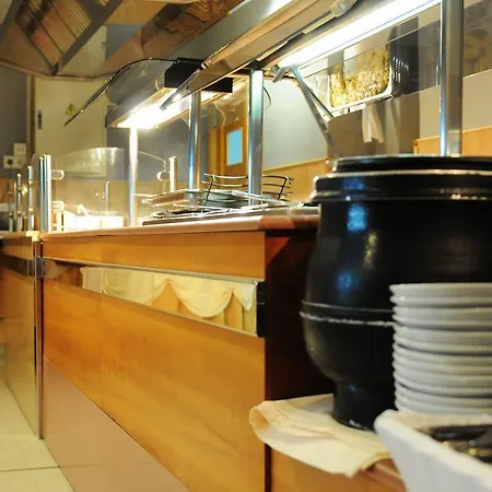 Ξενοδοχείο Montemar 3*